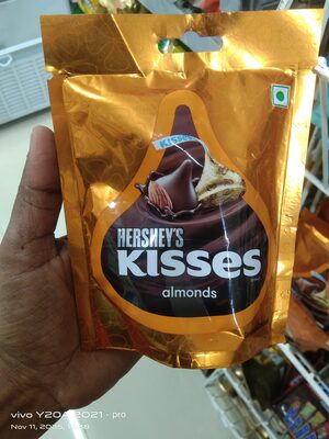 Hershey's kisses almonds