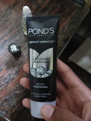 ponds face wash