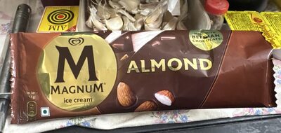 Almond Magnum